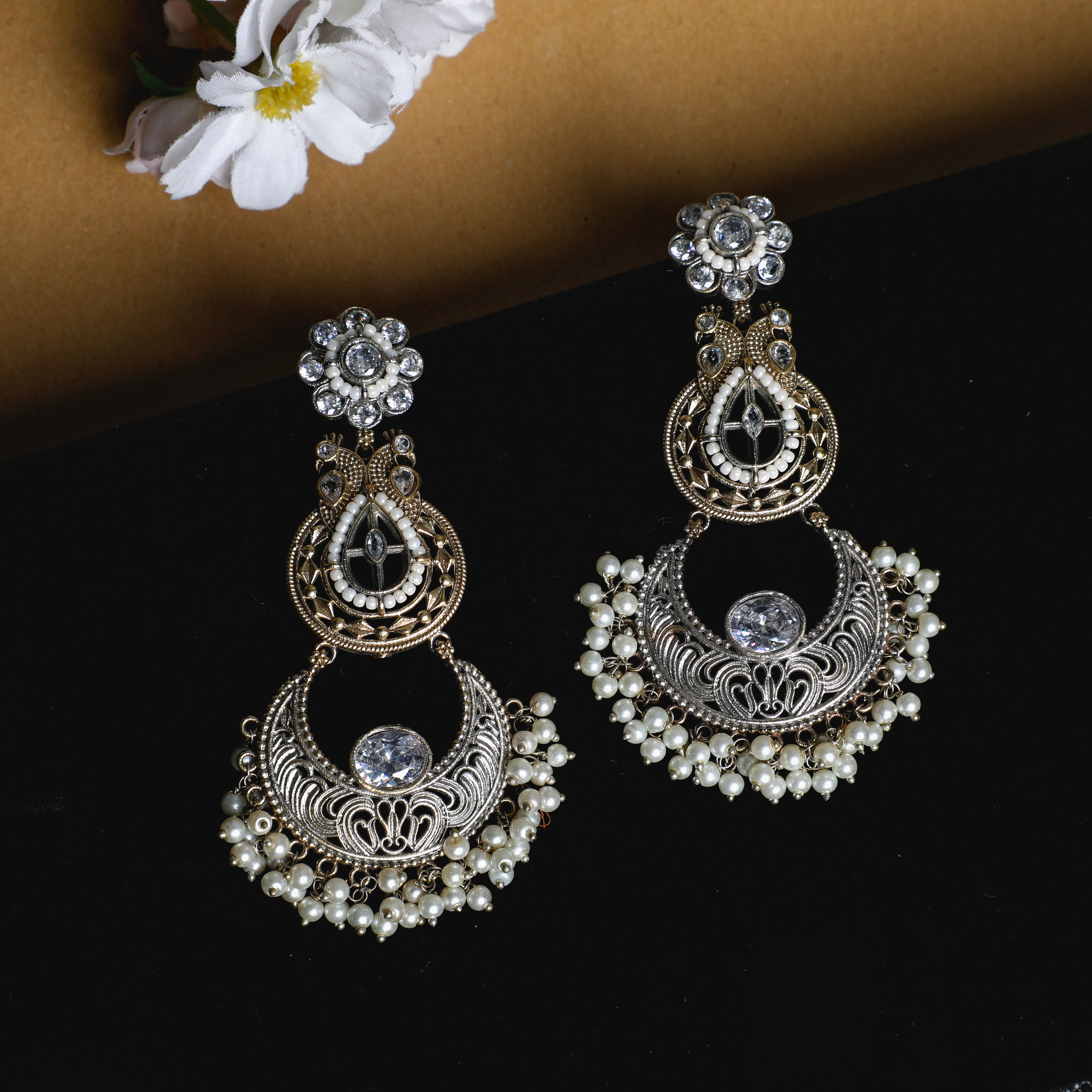 Antique Moti Chandbali