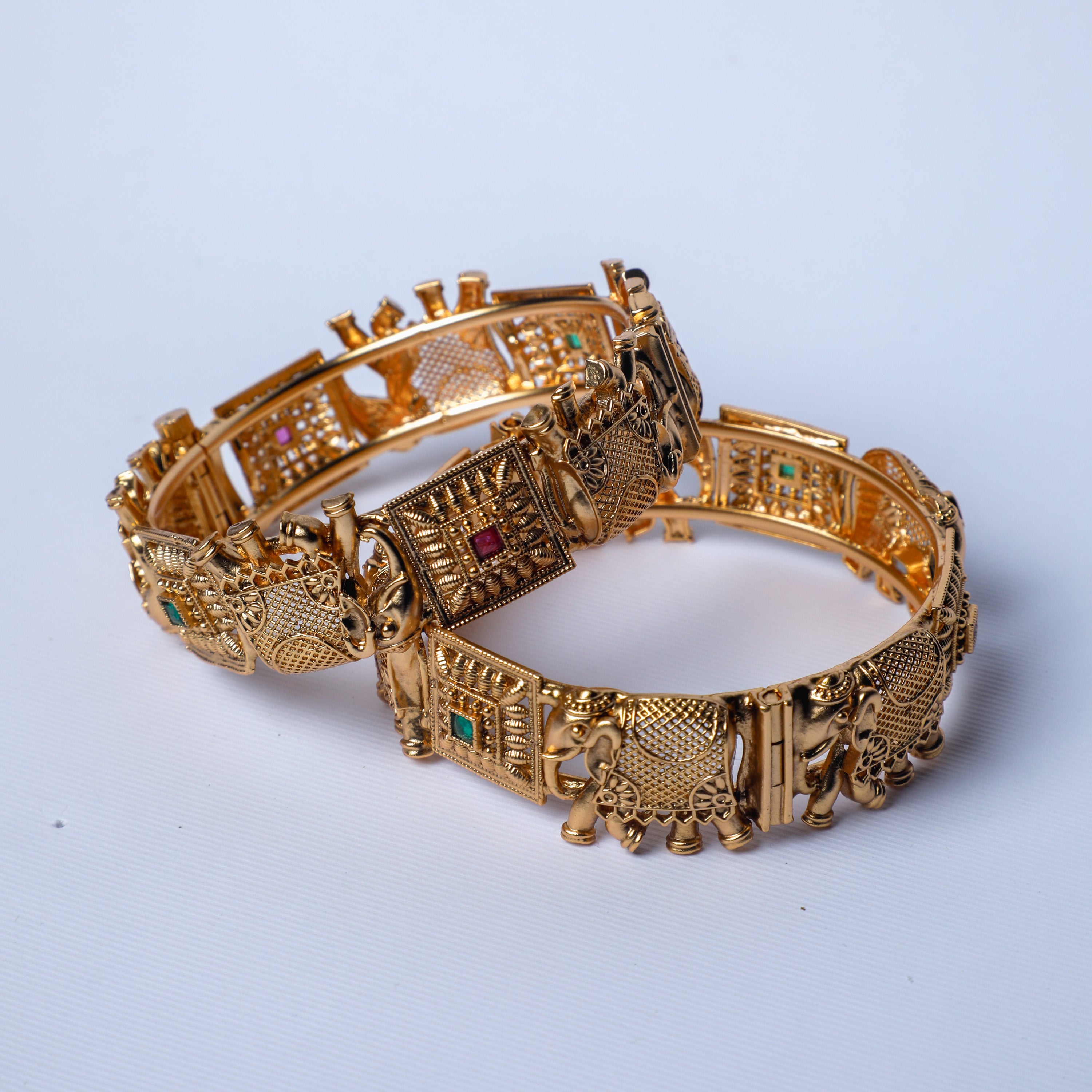 Elephant Motif Antiqie Kada