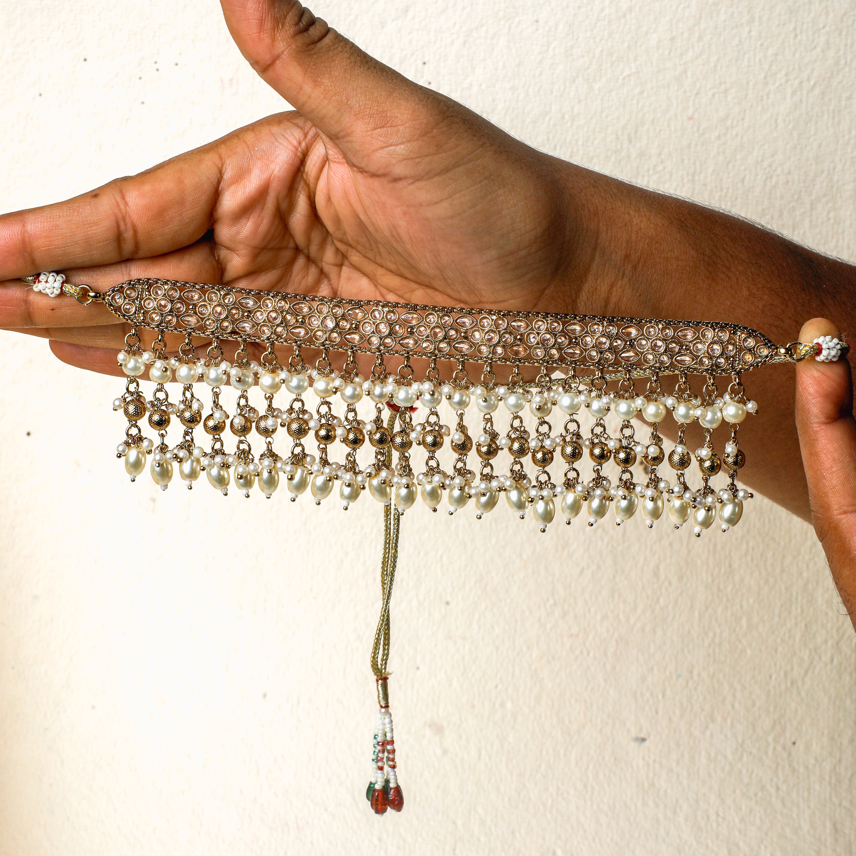Luxe Kundan Pearl Choker with Tika