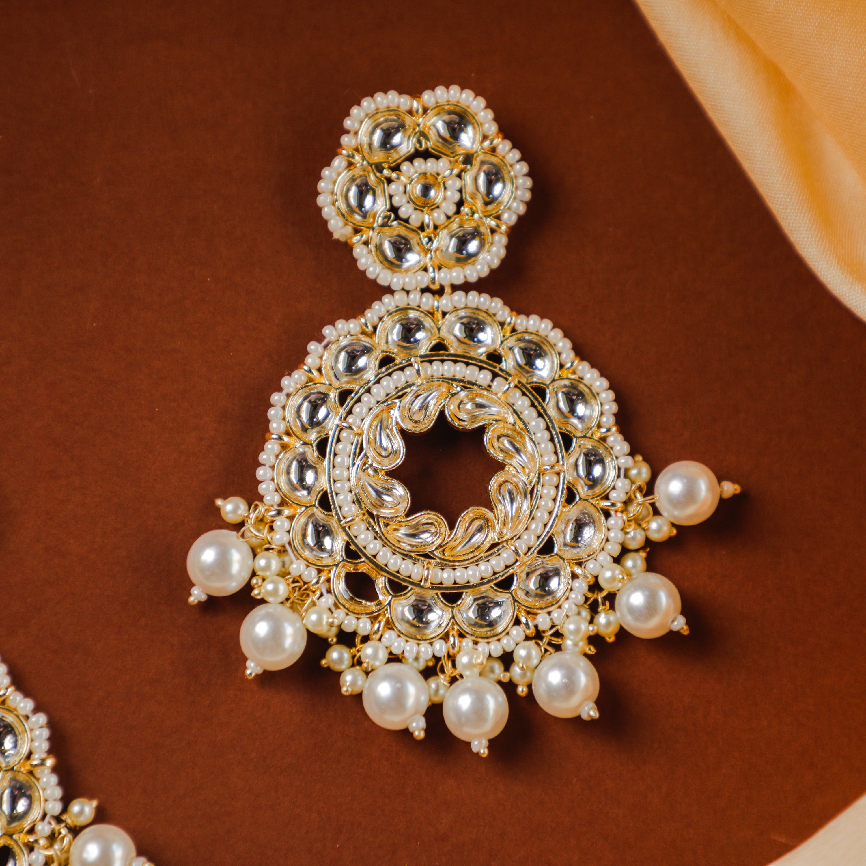 Swarna Moti Chaandbali